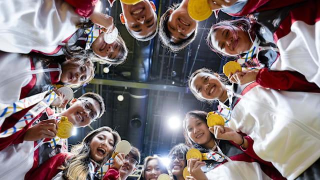 卡拉格：我认为萨拉赫的行为是耻辱，这是和经纪人精心安排的（卡拉格怒斥：萨拉赫行径可耻，与经纪人联手策划）