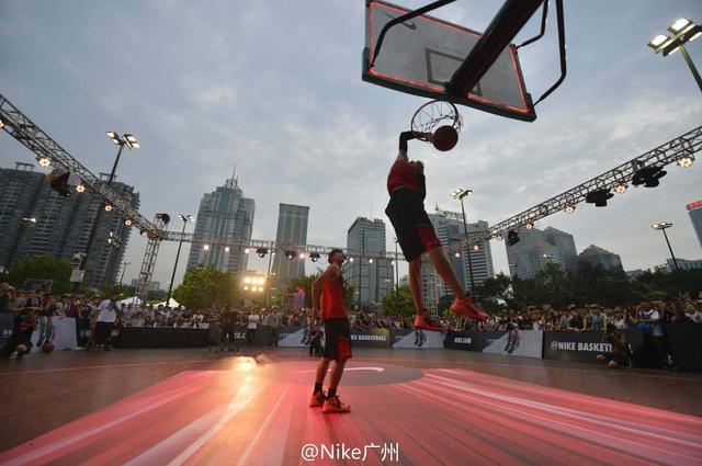 科克：格列兹曼是最顶级的球星之一，质疑他的人根本不懂足球（科克力挺格列兹曼：他已跻身足坛顶尖，质疑者根本不懂球）