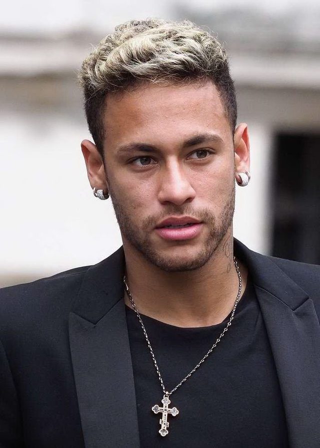 记者：洛杉矶与热刺就孙兴慜达成协议，费用1500万-2000万镑（消息称：热刺与洛杉矶就孙兴慜已达成一致，转会费为1500万-2000万英镑）