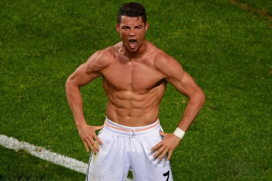 尤文客战克雷莫内塞大名单：凯夫伦-图拉姆回归（尤文出征克雷莫内塞大名单公布：凯夫伦-图拉姆复出）