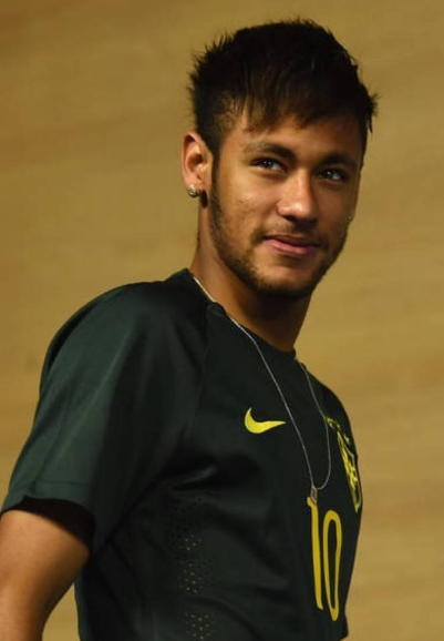 热刺1-1纽卡斯尔联，队长孙兴慜谢幕战，女团助兴【老佳】（热刺1-1战平纽卡，孙兴慜队长谢幕之夜，女团现场助阵【老佳】）