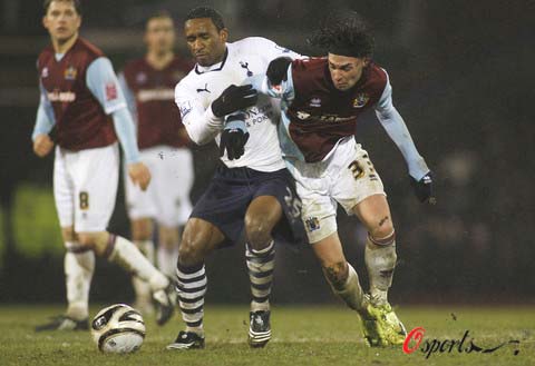 金畅质疑王钰栋经纪公司：德转错误的经纪人信息多了去了（金畅质疑王钰栋经纪团队：德转经纪人信息频现错误）