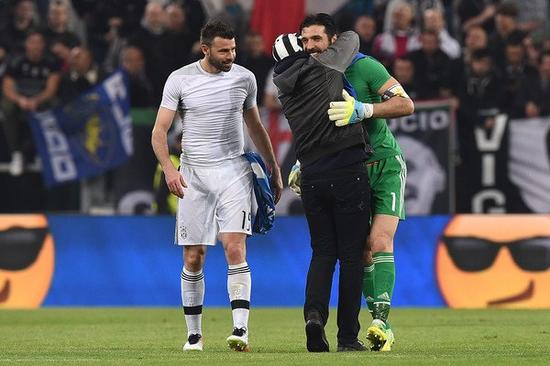 记者：足协曾上报三名欧洲教练，总局可能更相信国产主帅