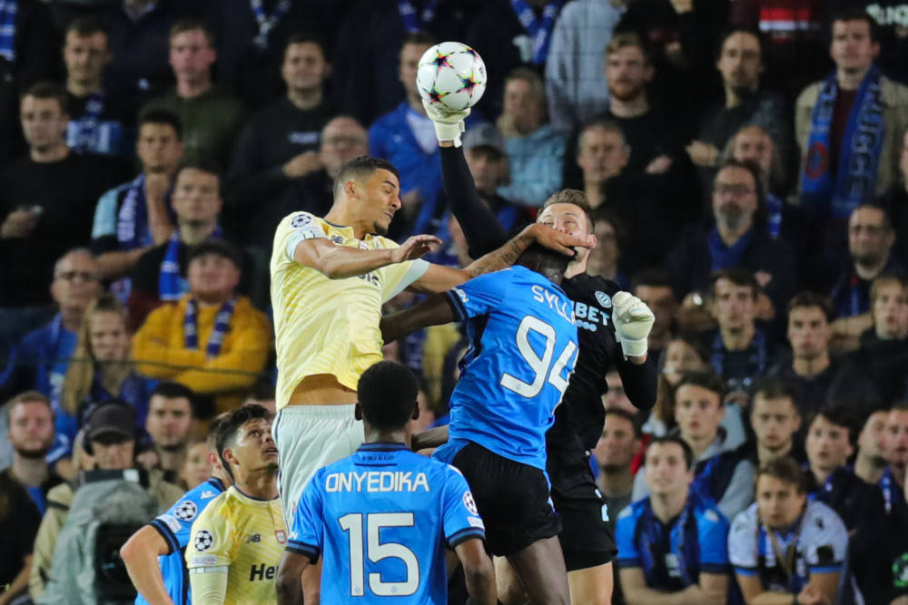 被中国足球“忽悠”的球迷，写了一本关于足球和青春的小说（曾被中国足球“忽悠”的球迷，写出一部青春与绿茵的小说）