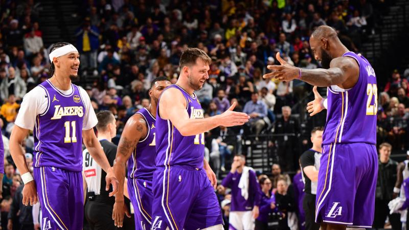 热苏斯：C罗明天会出战亚冠，我们28天没比赛需要恢复状态（热苏斯：C罗明日将出战亚冠，球队已歇28天需找回状态）