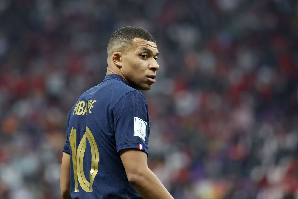 库里：没有追梦和霍福德，我们没有身高和体型优势限制戈贝尔（库里：缺少追梦与霍福德，球队身高体型不占优，难限制戈贝尔）