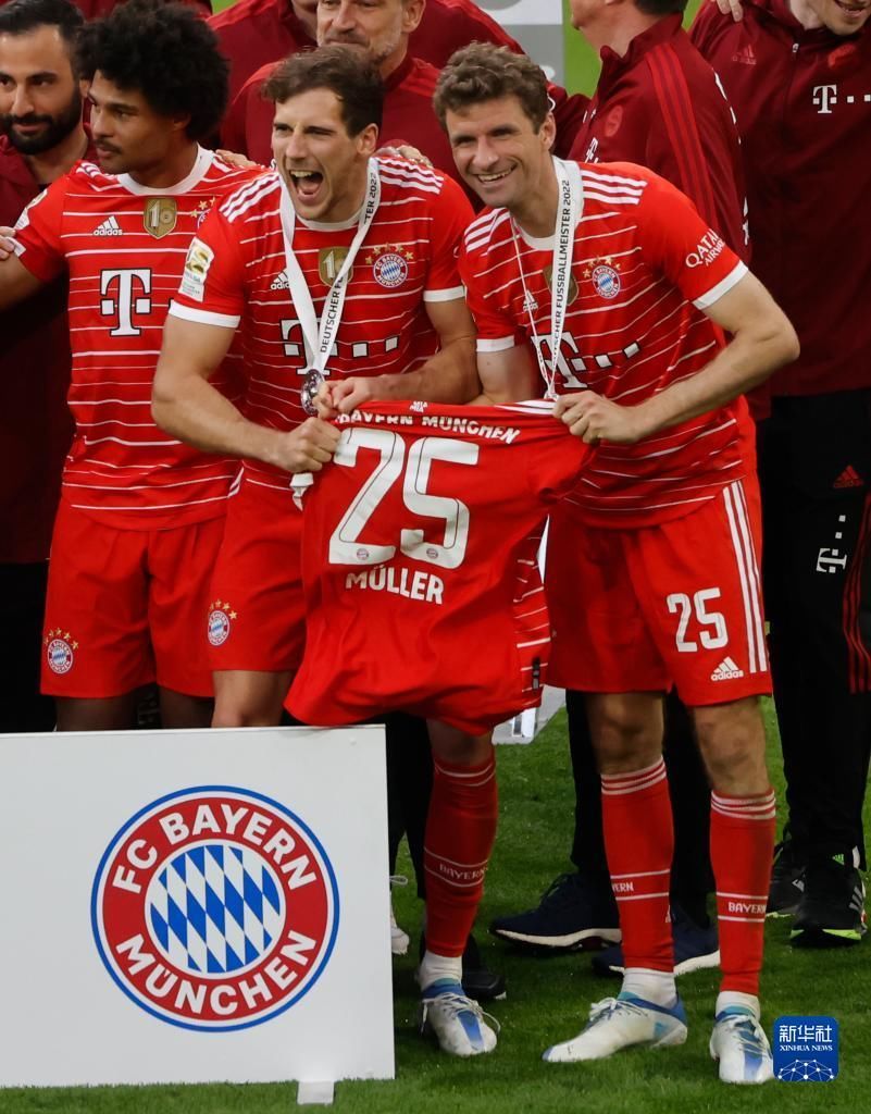 每体：梅西23年1月联系哈维说想回巴萨，4月被告知西甲不批准