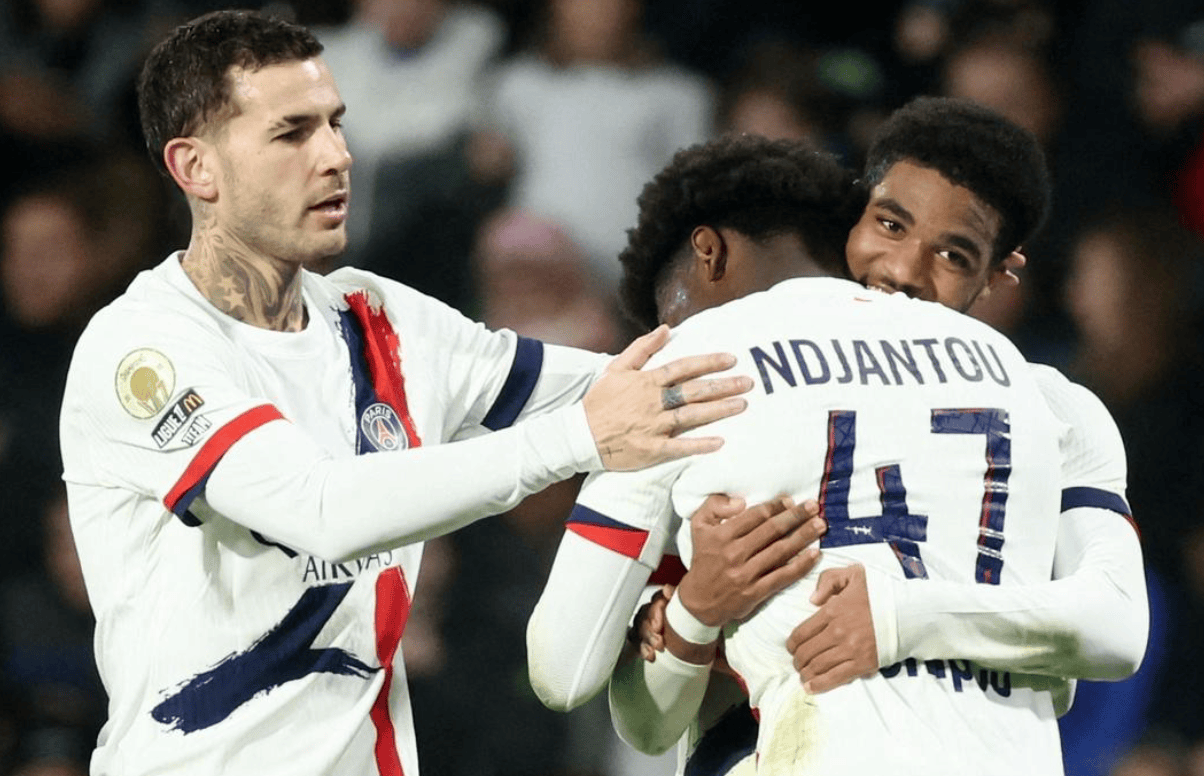 阿什利·科尔打造他心目中最完美的英超后卫（阿什利·科尔心目中最理想的英超后卫画像）